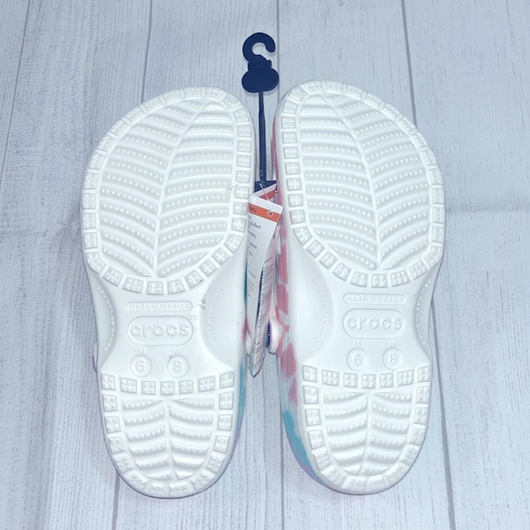 NWT Tie Dye Crocs 8 - Picture 3 of 3